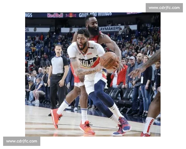 瓜达拉主场迎战克雷塔罗联赛走势与关键对决前瞻战术看点与胜负悬念